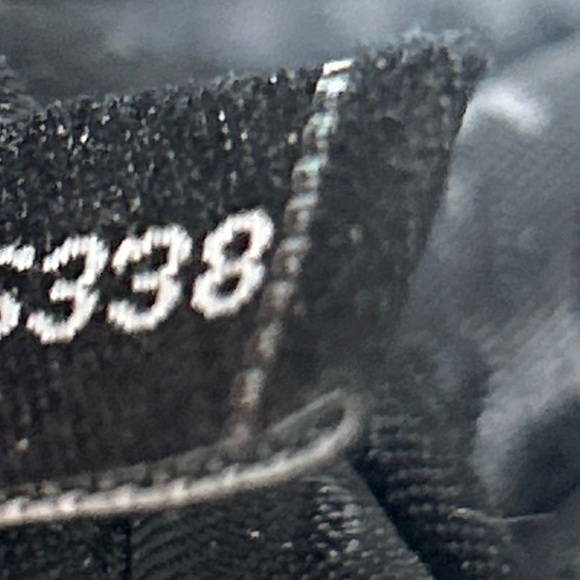 kate spade Black and White Dot Tote Approx. 16 x 9.5 x 5 - Picture 13 of 14